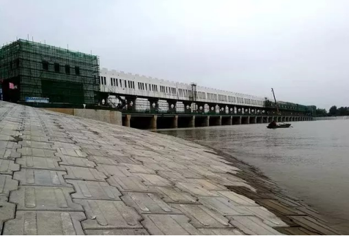 ���Ӹ������(y��ng)�P(gu��n)���{ɽ�ڶ��к�^(q��)�{(di��o)���ͽ��O(sh��)����